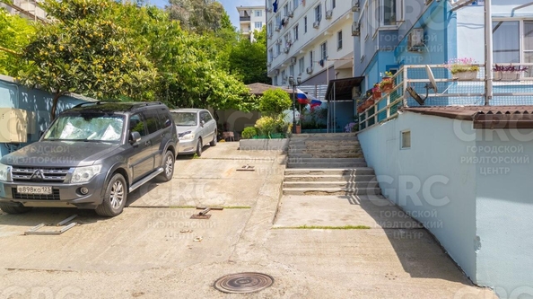 
  Продается 3-комнатный апартамент, 130 м², Виноградная ул, д. 224/7
. Фото 32.