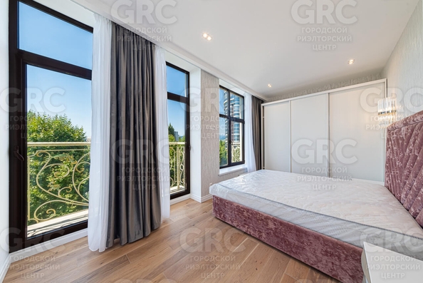 
  Продается 3-комнатный апартамент, 150 м², Войкова ул, д. 14а
. Фото 5.