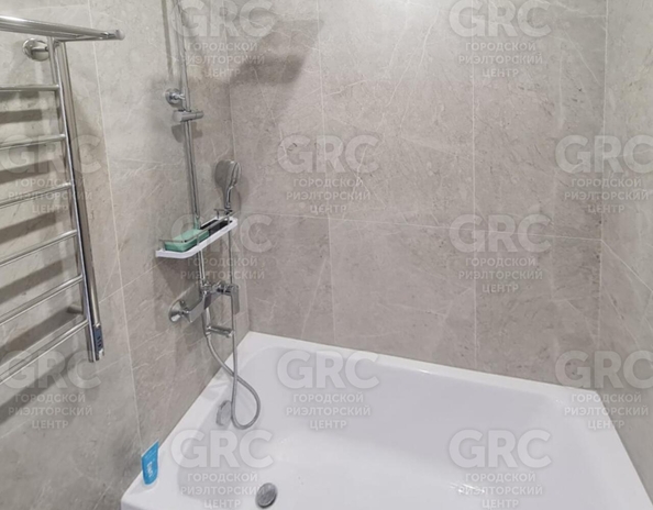 
  Продается 1-комн. квартира, 32 м², Амбровая ул, д. 10
. Фото 17.