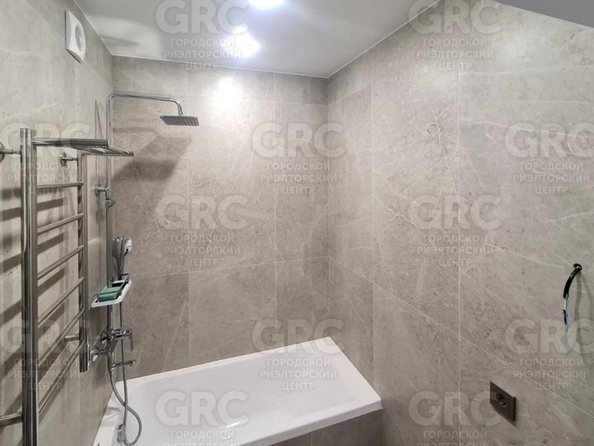 
  Продается 1-комн. квартира, 32 м², Амбровая ул, д. 10
. Фото 18.