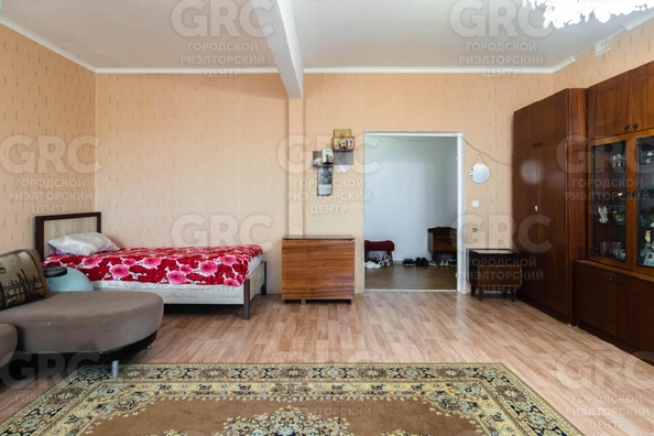 
  Продается 3-комн. квартира, 92 м², Санаторная ул, д. 23
. Фото 9.
