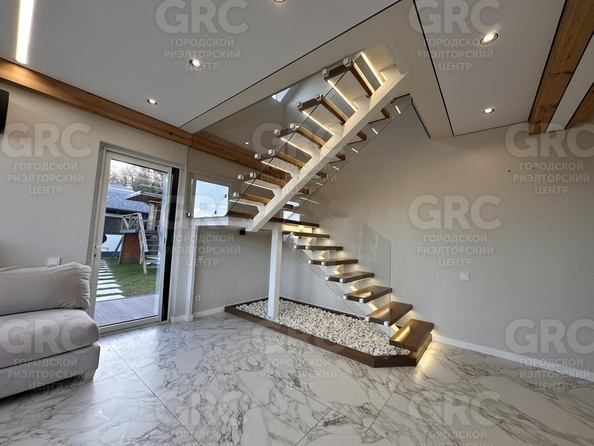 
  Продается дом, 300 м², Сочи
. Фото 8.