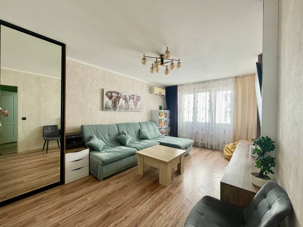 
  Продается 2-комн. квартира, 62 м², Ленина ул, д. 192
. Фото 12.