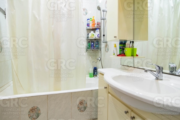 
  Продается 2-комн. квартира, 54 м², Гагарина ул, д. 48
. Фото 19.