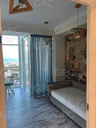 
  Продается 4-комн. квартира, 110 м², Альпийская ул, д. 27
. Фото 25.