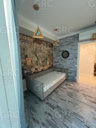 
  Продается 4-комн. квартира, 110 м², Альпийская ул, д. 27
. Фото 29.