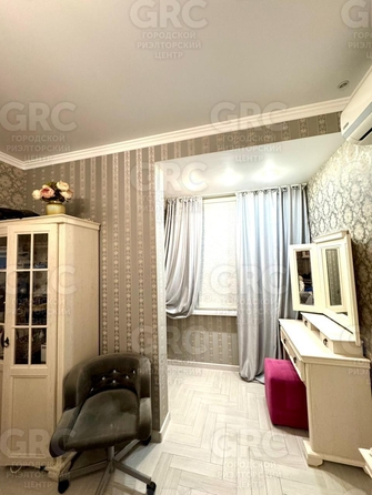 
  Продается 1-комн. квартира, 40 м², Кленовая ул, д. 5
. Фото 3.