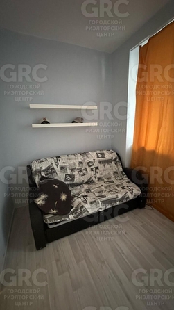 
  Продается 2-комн. квартира, 38 м², Альпийская ул, д. 27А
. Фото 8.