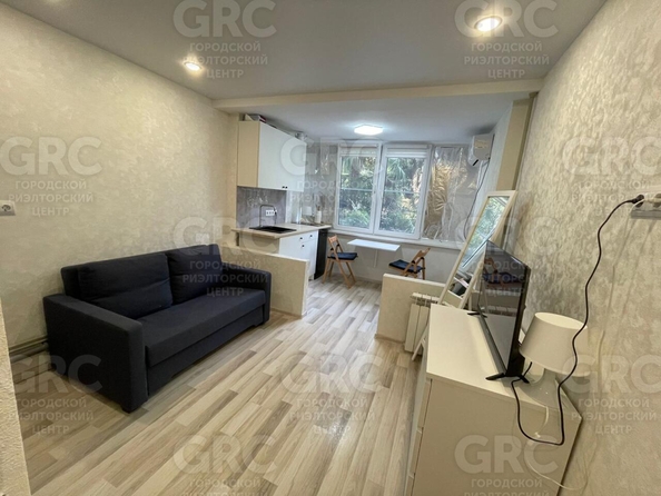 
  Продается 1-комн. квартира, 18 м², Бытха ул, д. 45
. Фото 8.