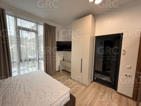 
  Продается дом, 300 м², Сочи
. Фото 8.