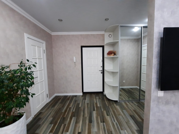 
  Продам 2-комн. квартиру, 54 м², Цезаря Куникова ул, д. 24/2
. Фото 9.