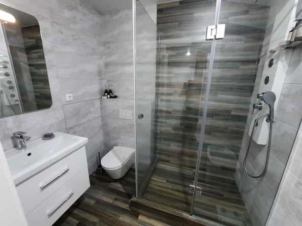 
  Продам 2-комн. квартиру, 54 м², Цезаря Куникова ул, д. 24/2
. Фото 11.