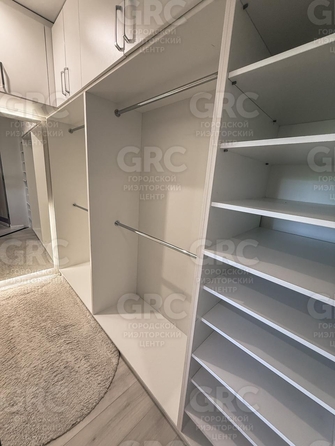 
  Продается 2-комн. квартира, 47 м², Фабрициуса Я. ул
. Фото 9.