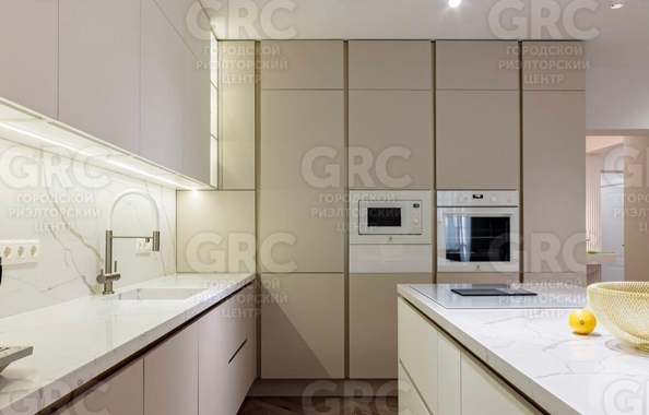 
  Продается 4-комн. квартира, 114 м², Горького ул, д. 87
. Фото 4.