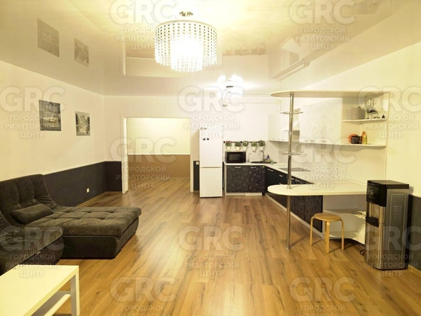 
  Продается 3-комн. квартира, 115.8 м², Горького ул, д. 87
. Фото 8.