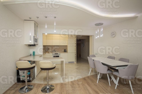 
  Продается 3-комн. квартира, 100 м², Горького ул, д. 87
. Фото 11.