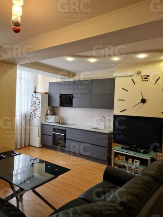 
  Продается 2-комн. квартира, 70 м², Рабочий пер, д. 26
. Фото 1.