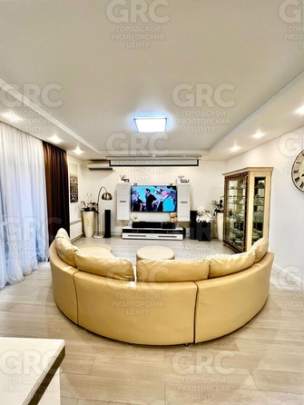 
  Продается 2-комн. квартира, 130 м², Бамбуковая ул, д. 6/13
. Фото 3.
