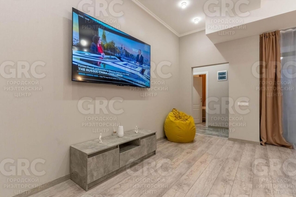
  Продается 4-комн. квартира, 200 м², Виноградная ул, д. 36
. Фото 6.