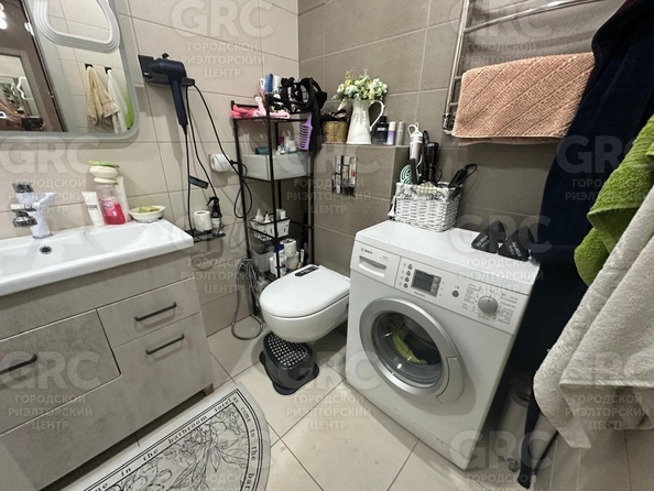 
  Продается 2-комн. квартира, 53 м², Горького ул, д. 87
. Фото 9.
