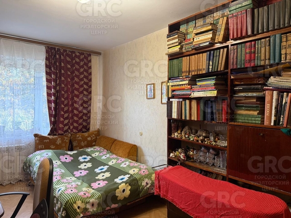 
  Продается 2-комн. квартира, 55 м², Лесная ул, д. 4
. Фото 1.