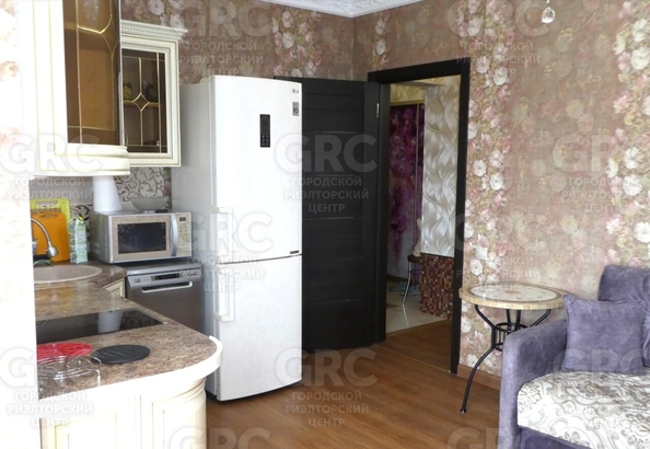
  Продается 2-комн. квартира, 59 м², Цюрупы ул, д. 32
. Фото 9.