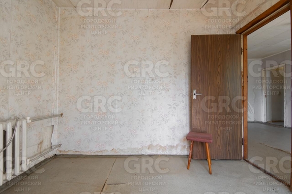
  Продается 3-комн. квартира, 46 м², Есауленко ул, д. 11
. Фото 3.
