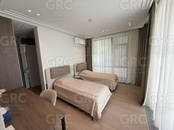 
  Продается дом, 350 м², Сочи
. Фото 9.