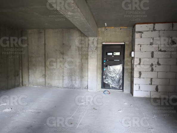 
  Продается 2-комн. квартира, 42 м², Туапсинская ул, д. 19
. Фото 13.