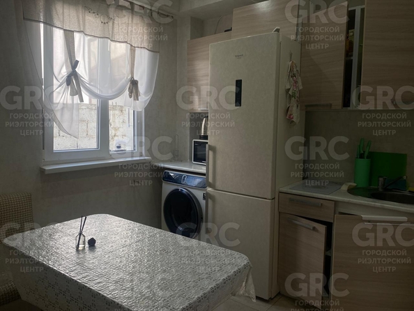 
  Продается 2-комн. квартира, 60 м², Молодогвардейская ул, д. 2/12
. Фото 5.
