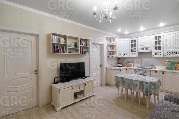 
  Продается 3-комн. квартира, 44 м², Олимпийская ул, д. 31/12
. Фото 1.