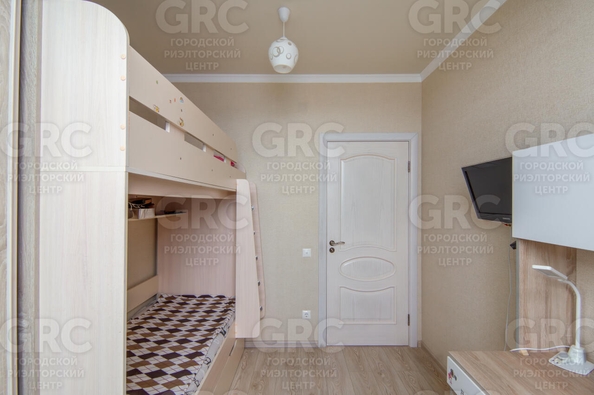 
  Продается 3-комн. квартира, 44 м², Олимпийская ул, д. 31/12
. Фото 8.