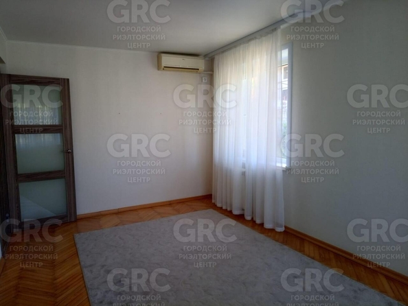 
  Продается 3-комн. квартира, 72 м², Крымская ул, д. 36
. Фото 6.