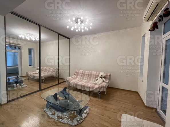 
  Продается 2-комн. квартира, 60 м², Конституции СССР ул, д. 22
. Фото 21.