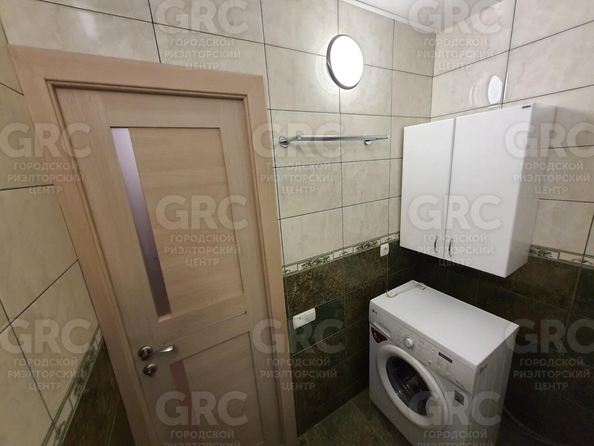 
  Продается 2-комн. квартира, 46 м², Мира ул, д. 12
. Фото 15.