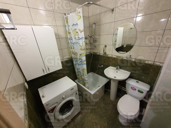 
  Продается 2-комн. квартира, 46 м², Мира ул, д. 12
. Фото 16.