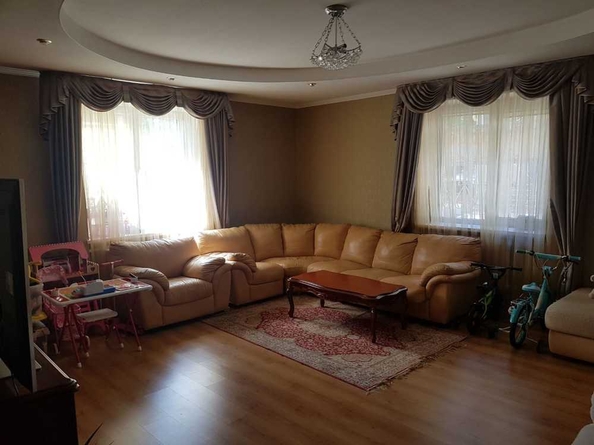 
  Продается 3-комн. квартира, 130 м², Парковая ул, д. 31
. Фото 5.