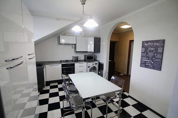 
  Продается 3-комн. квартира, 100 м², Крымская ул, д. 248
. Фото 14.