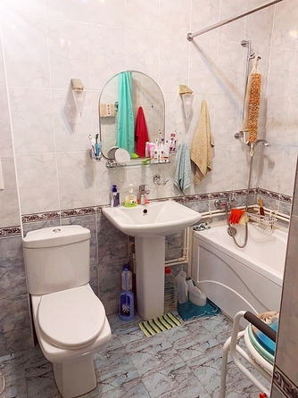 
  Продается 2-комн. квартира, 60 м², Ленина ул, д. 15
. Фото 4.