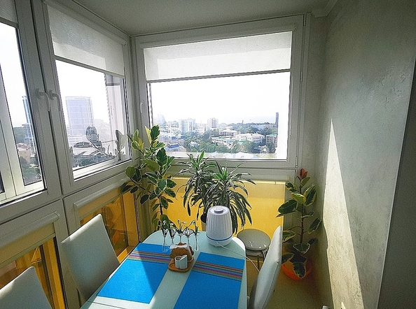 
  Продается 3-комн. квартира, 101 м², Кирова ул, д. 84
. Фото 8.