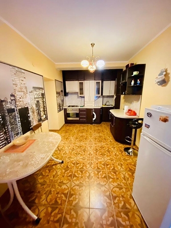 
  Продается 1-комн. квартира, 51 м², Лазурная ул, д. 18
. Фото 1.