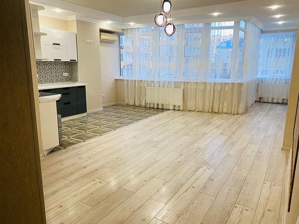 
  Продается 1-комн. квартира, 62 м², Промышленная ул, д. 9
. Фото 3.