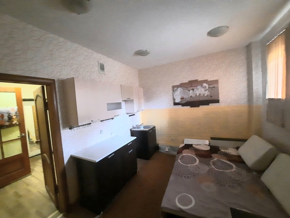 
  Продается 2-комн. квартира, 44 м², Лазурная ул, д. 16
. Фото 1.