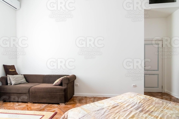 
  Продается 2-комн. квартира, 55.9 м², Орджоникидзе ул, д. 24/2
. Фото 25.