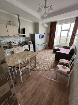 
  Продается 1-комн. квартира, 46 м², Комарова ул
. Фото 1.