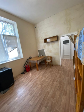 
  Продается 1-комн. квартира, 32 м², Садовая ул, д. 64
. Фото 5.