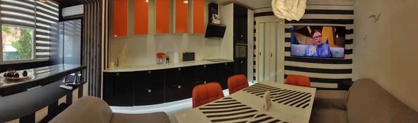 
  Продается 2-комн. квартира, 70 м², Ленина ул, д. 127
. Фото 2.