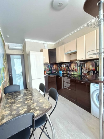 
  Продается 1-комнатный апартамент, 40 м², Кирова ул, д. 1
. Фото 8.