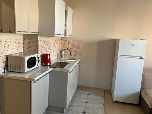 
  Продается 1-комн. квартира, 36 м², Толстого ул, д. 130к1
. Фото 3.