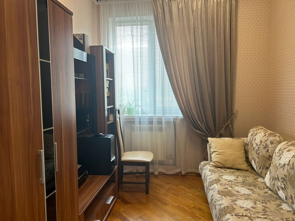 
  Продается 3-комн. квартира, 81 м², Спортивная ул, д. 37А
. Фото 7.